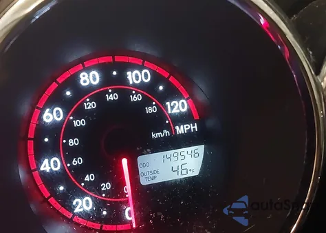 2008 Pontiac Vibe from USA, damaged, VIN 5Y2SL658X8Z402231